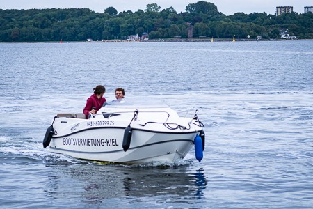 motorbootvermietung kiel