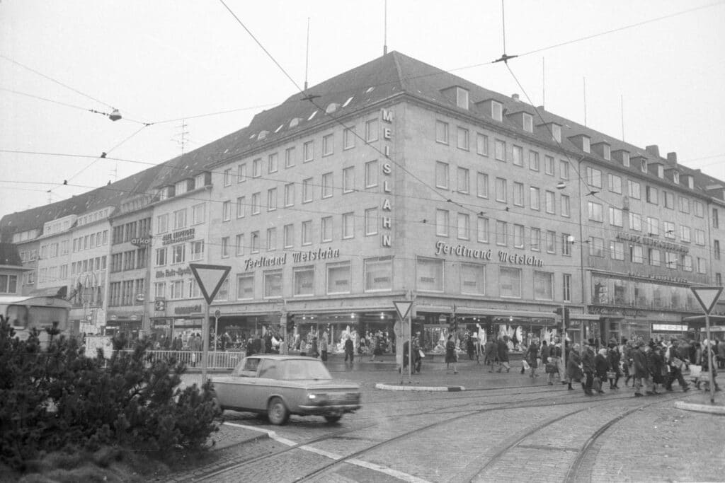 Holstenbruecke 1975 Kiel im Wandel der Zeit